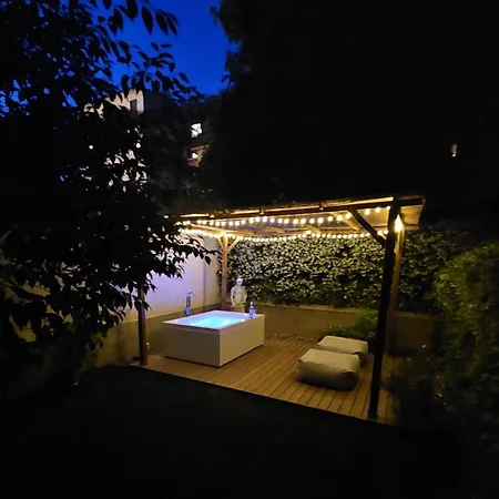 Florart Boutique Apartment, Giardino E Vasca Idro Daire Floransa