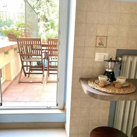 Daire Florart Boutique Apartment, Giardino E Vasca Idro *