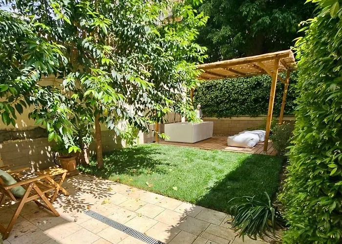 아파트 Florart Boutique Apartment, Giardino E Vasca Idro