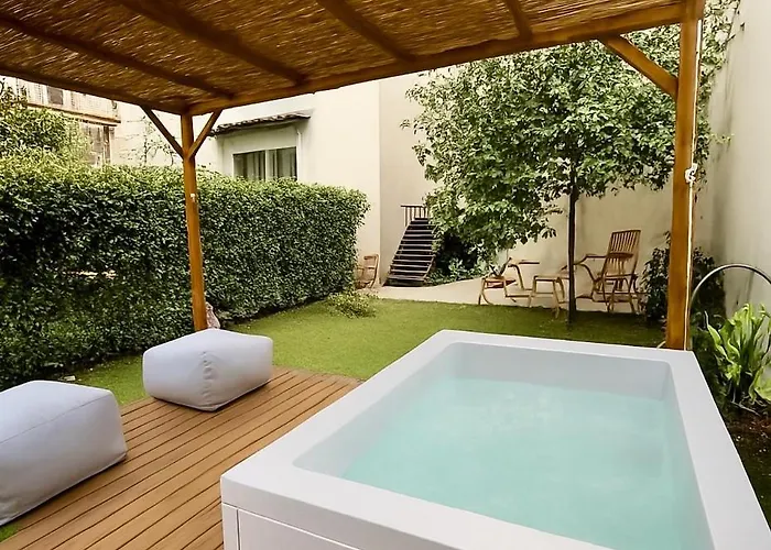 Florart Boutique Apartment, Giardino E Vasca Idro 아파트 피렌체