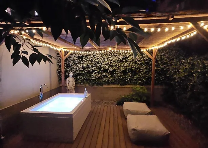 Florart Boutique Apartment, Giardino E Vasca Idro