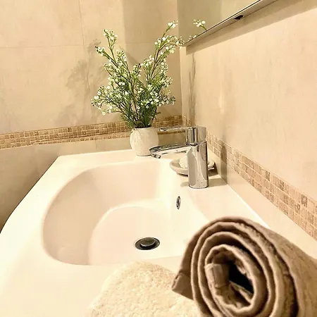 Appartement Florart Boutique Apartment, Giardino E Vasca Idro